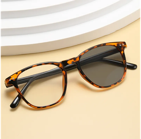 Alpottica Casey Hawana  2 in 1-Mavi Işık Koruyucu Fotokromik Gözlük