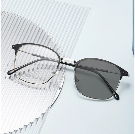 Alpottica Tera Silver 2 in 1-Mavi Işık Koruyucu Fotokromik Gözlük